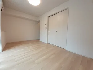 のマンスリーマンション・ウィークリーマンション「サンセールⅡ　Ｂ 102・洋室(No.1373855)」メイン画像