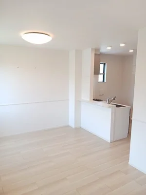 のマンスリーマンション・ウィークリーマンション「メゾン１２朝来 201・洋室(No.1373856)」メイン画像