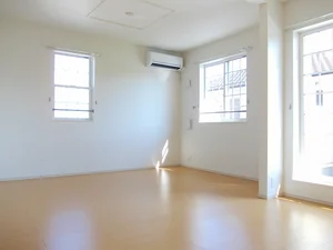 のマンスリーマンション・ウィークリーマンション「スモールヴィレッジⅡ 201・洋室(No.1373861)」メイン画像