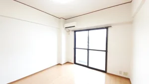 のマンスリーマンション・ウィークリーマンション「セントラル　カ－サ 303・洋室(No.1373968)」メイン画像