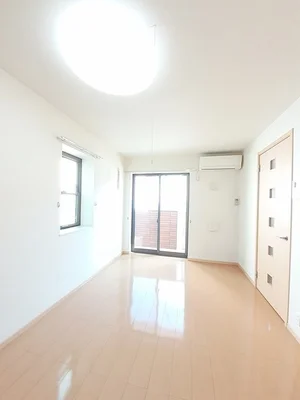 のマンスリーマンション・ウィークリーマンション「エヌエスハイム　Ｄ 103・洋室(No.1374081)」メイン画像