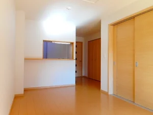 のマンスリーマンション・ウィークリーマンション「ライニーバ．Ｅ 102・洋室(No.1374139)」メイン画像