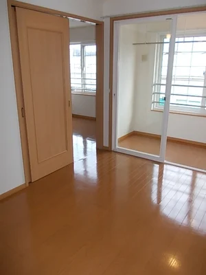 のマンスリーマンション・ウィークリーマンション「ラ　スギシオン　Ａ 201・洋室(No.1374163)」メイン画像