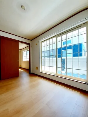 愛媛県のマンスリーマンション・ウィークリーマンション「シャン　ド　フルール 202・洋室(No.1374172)」メイン画像