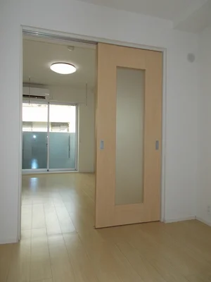 のマンスリーマンション・ウィークリーマンション「Ｕｒｂａｎ　Ｃｏｕｒｔ赤羽 404・DK(No.1374298)」メイン画像