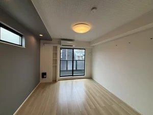 堺東駅（大阪府）のマンスリーマンション・ウィークリーマンション「ヒカルサ堺市文珠橋通Ⅰ 201・洋室(No.1374306)」メイン画像