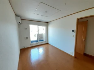 のマンスリーマンション・ウィークリーマンション「Ｈ＆Ｍ　木村 203・洋室(No.1374462)」メイン画像