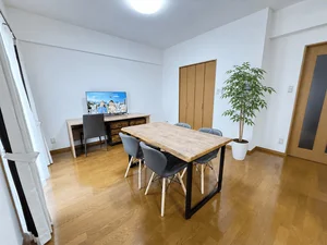 三重県のマンスリーマンション・ウィークリーマンション「アルDEスリー鈴鹿　PlusOne 202・1LDK(No.1374503)」メイン画像