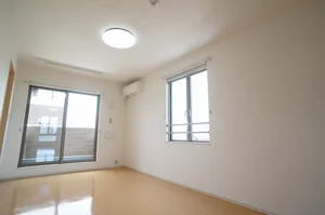 のマンスリーマンション・ウィークリーマンション「ヴィラ・ロイヤルⅠ 305・洋室(No.1374964)」メイン画像