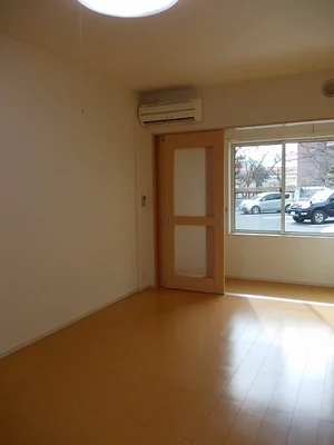 のマンスリーマンション・ウィークリーマンション「エコルポアイＮ 102・洋室(No.1375014)」メイン画像