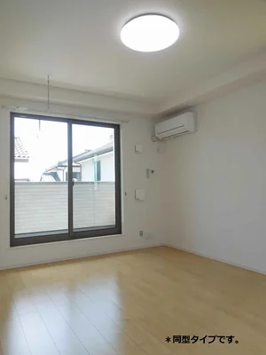 のマンスリーマンション・ウィークリーマンション「ピュール・シャンブル 203・洋室(No.1375054)」メイン画像