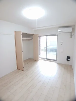 のマンスリーマンション・ウィークリーマンション「ラフィナット馬塚 104・洋室(No.1375126)」メイン画像