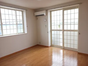 亀山市のマンスリーマンション・ウィークリーマンション「夢が丘ガーデンハイツⅢ 201・洋室(No.1375325)」メイン画像
