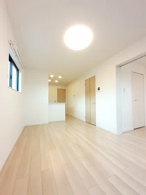 のマンスリーマンション・ウィークリーマンション「カーサ　プラシードⅡ 201・洋室(No.1375454)」メイン画像