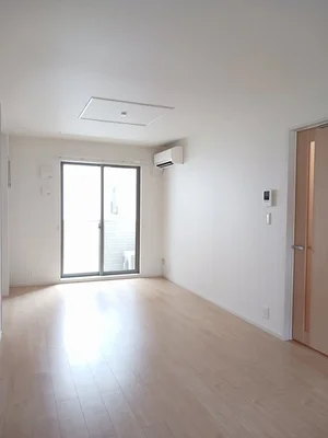 のマンスリーマンション・ウィークリーマンション「ベネヴォレンテＣ 103・洋室(No.1375497)」メイン画像