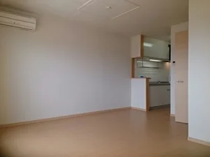 和泉府中駅（大阪府）のマンスリーマンション・ウィークリーマンション「ルミエル穴師 206・LDK(No.1375514)」メイン画像