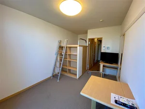 のマンスリーマンション・ウィークリーマンション「レオパレスラ　ピアンタ都立家政 304(No.1375793)」メイン画像