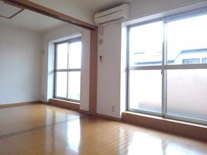 栃木県のマンスリーマンション・ウィークリーマンション「Ｇｏｏｄ　ｈｉｌｌⅡ 203・洋室(No.1375845)」メイン画像