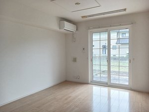 烏山駅（栃木県）のマンスリーマンション・ウィークリーマンション「クオ・レガーロ 102・洋室(No.1375847)」メイン画像