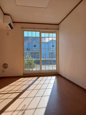 のマンスリーマンション・ウィークリーマンション「トランキル梓Ａ 102・洋室(No.1375933)」メイン画像