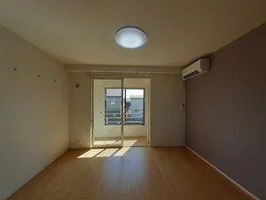 のマンスリーマンション・ウィークリーマンション「メゾン　リヴェール 201・洋室(No.1376057)」メイン画像