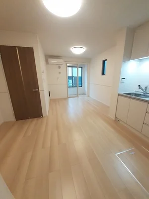 のマンスリーマンション・ウィークリーマンション「モダンフォレスト　Ⅰ 101・洋室(No.1376240)」メイン画像