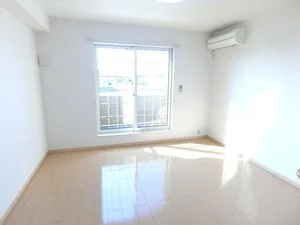 大垣市のマンスリーマンション・ウィークリーマンション「コンフォート 205・洋室(No.1376433)」メイン画像