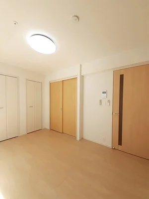 東京都のマンスリーマンション・ウィークリーマンション「ＭＡＲＵＪＹＵ　ＨＯＵＳＥ 401・洋室(No.1376443)」メイン画像