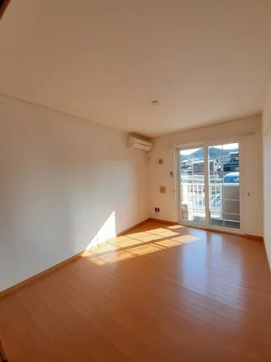 のマンスリーマンション・ウィークリーマンション「ミーテ通生Ⅱ 102・洋室(No.1376503)」メイン画像