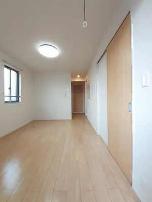 のマンスリーマンション・ウィークリーマンション「カーサ　デ　アドベ 203・洋室(No.1376708)」メイン画像