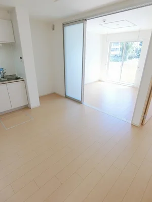 のマンスリーマンション・ウィークリーマンション「カナヤ・サンヒルＣ 101・洋室(No.1376769)」メイン画像