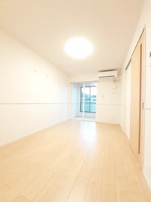 見附市のマンスリーマンション・ウィークリーマンション「ジュネスⅢ 104・洋室(No.1377372)」メイン画像