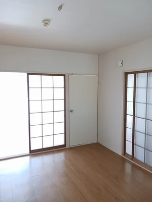 松阪市のマンスリーマンション・ウィークリーマンション「メゾンボヌール 2C・洋室(No.1377404)」メイン画像