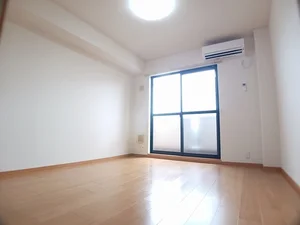 城陽市のマンスリーマンション・ウィークリーマンション「コリネッタ鴻ノ巣 205・洋室(No.1377416)」メイン画像