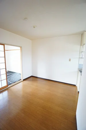 福岡市のマンスリーマンション・ウィークリーマンション「リバーサイドみうらⅡ 202・和室(No.1377600)」メイン画像