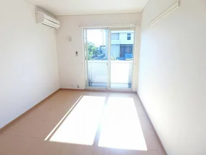 安八郡輪之内町のマンスリーマンション・ウィークリーマンション「プリムローズＢ 103・洋室(No.1377870)」メイン画像