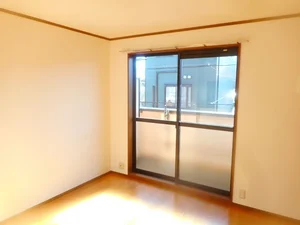 名古屋音楽大学周辺のマンスリーマンション・ウィークリーマンション「ソレイユＡ 202・洋室(No.1378018)」メイン画像