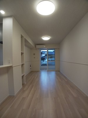 のマンスリーマンション・ウィークリーマンション「ヒカルサ新潟姥ケ山 102・洋室(No.1378853)」メイン画像