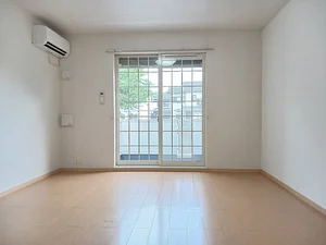 のマンスリーマンション・ウィークリーマンション「Ｂｒｅｅｚｅ 101・洋室(No.1378862)」メイン画像