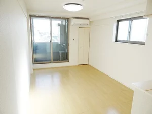 兵庫県のマンスリーマンション・ウィークリーマンション「イーストブルー六番館 304・洋室(No.1378992)」メイン画像