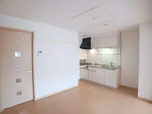 大和大学白鳳短期大学部周辺のマンスリーマンション・ウィークリーマンション「レイ・ミノール 101・洋室(No.1379031)」メイン画像