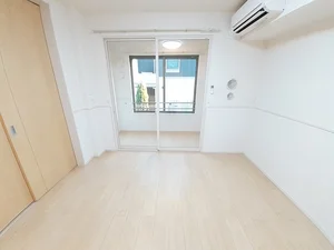 愛知県のマンスリーマンション・ウィークリーマンション「カーサ　コリーナⅠ 103・洋室(No.1379371)」メイン画像