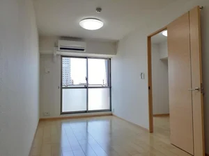 兵庫県のマンスリーマンション・ウィークリーマンション「プラチナコートⅡ 906・洋室(No.1379391)」メイン画像