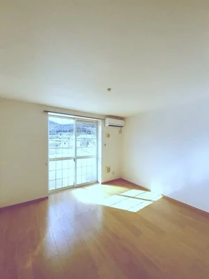 綾歌郡綾川町のマンスリーマンション・ウィークリーマンション「クリアネス・リリーＢ 202・洋室(No.1379861)」メイン画像