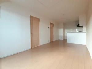 のマンスリーマンション・ウィークリーマンション「ＳｕｎｎｙＴｏｗｎ　くわばらＢ 203・洋室(No.1380379)」メイン画像