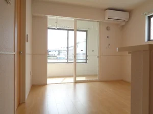 羽島郡岐南町のマンスリーマンション・ウィークリーマンション「オドゥール・ダムール 101・洋室(No.1381187)」メイン画像