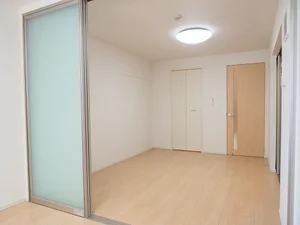 姫路市のマンスリーマンション・ウィークリーマンション「フィレール　デュ　トラジャⅦ 104・洋室(No.1381271)」メイン画像