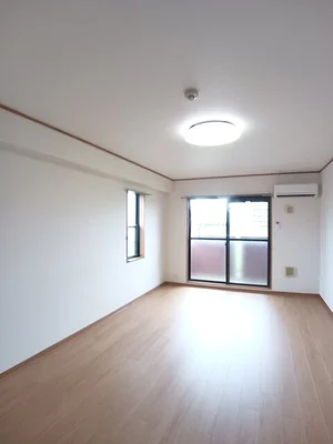 香川県のマンスリーマンション・ウィークリーマンション「ヴィドゥ　カンパーニュ 101・洋室(No.1381371)」メイン画像