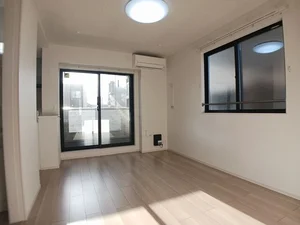 のマンスリーマンション・ウィークリーマンション「カーサ　ラ　ルーチェ　Ⅰ 202・洋室(No.1381467)」メイン画像