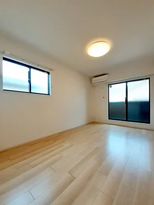 今治市のマンスリーマンション・ウィークリーマンション「梅 201・洋室(No.1381757)」メイン画像